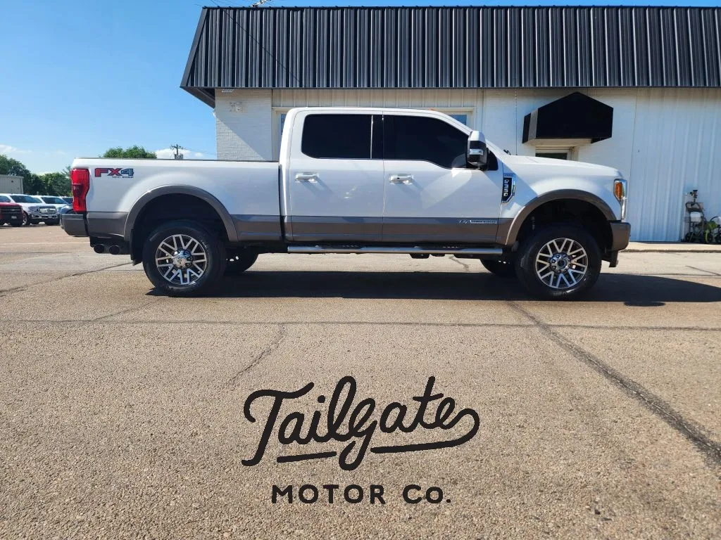 White 2018 Ford F350 Super Duty Crew Cab King Ranch Pickup 4D 6 3/4 ft for sale in Fremont, NE