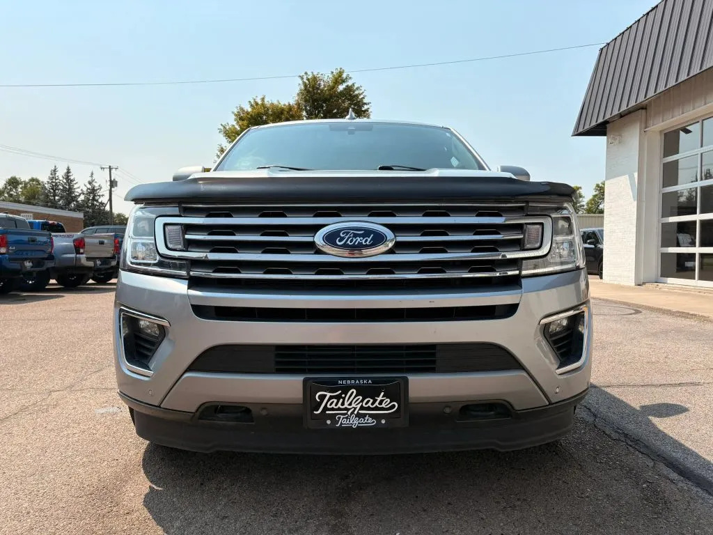 Ford Expedition photo 3