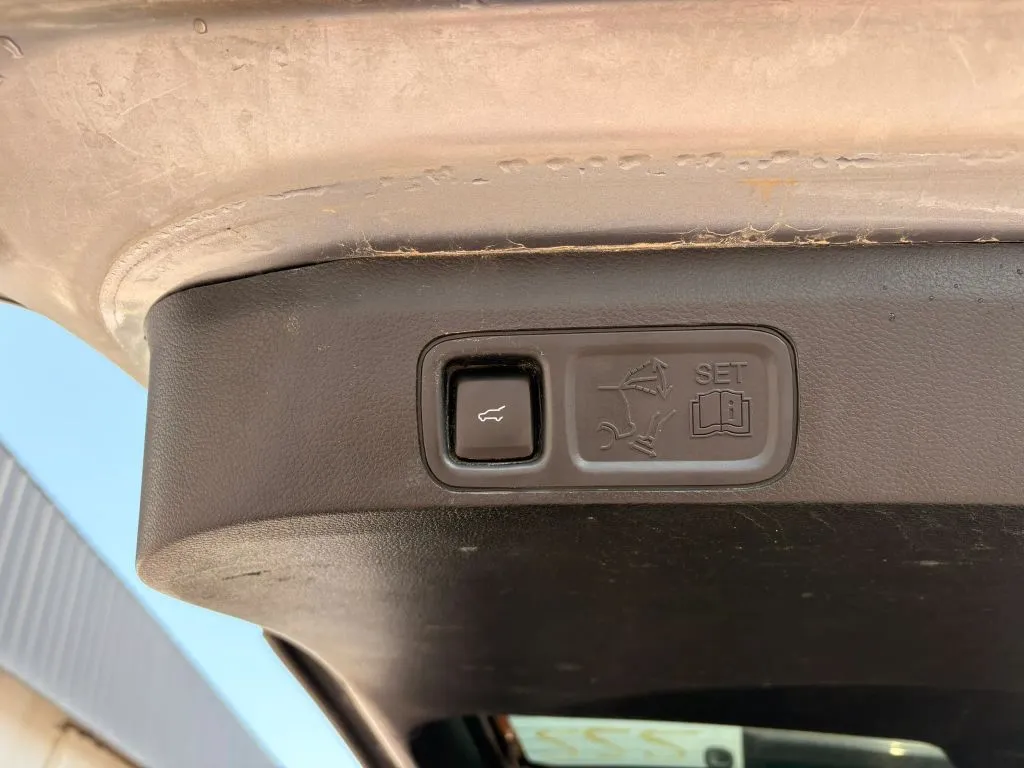Ford Expedition photo 9