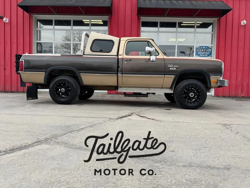 Brown 1991 Dodge Ram 250 SE Reg Cab 4WD for sale in Fremont, NE