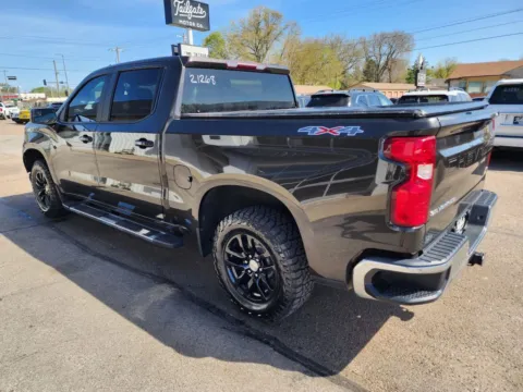 More photos of 2021 Chevrolet Silverado 1500 Crew Cab LT Pickup 4D 5 3/4 ft at Tailgate Motor Co. (Fremont North), NE