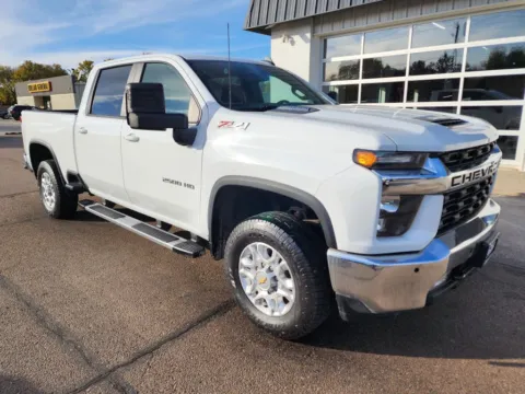 Photos of 2022 Chevrolet Silverado 2500 HD Crew Cab LT Pickup 4D 6 1/2 ft for sale in Fremont, NE at Tailgate Motor Co. (Fremont North)