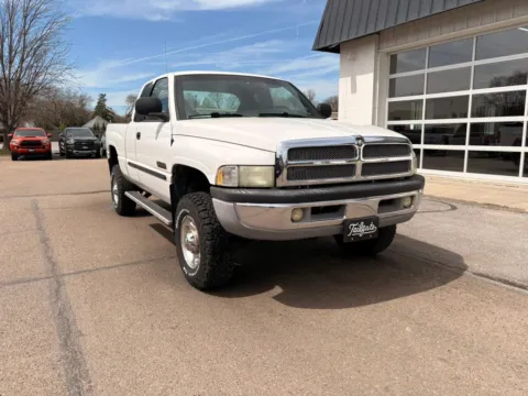 Photos of 2002 Dodge Ram 2500 Quad Cab Short Bed for sale in Fremont, NE at Tailgate Motor Co. (Fremont North)