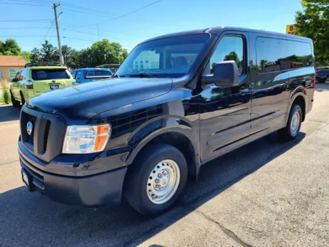 More photos of 2020 Nissan NV3500 HD Passenger S Van 3D at Tailgate Motor Co. (Fremont North), NE