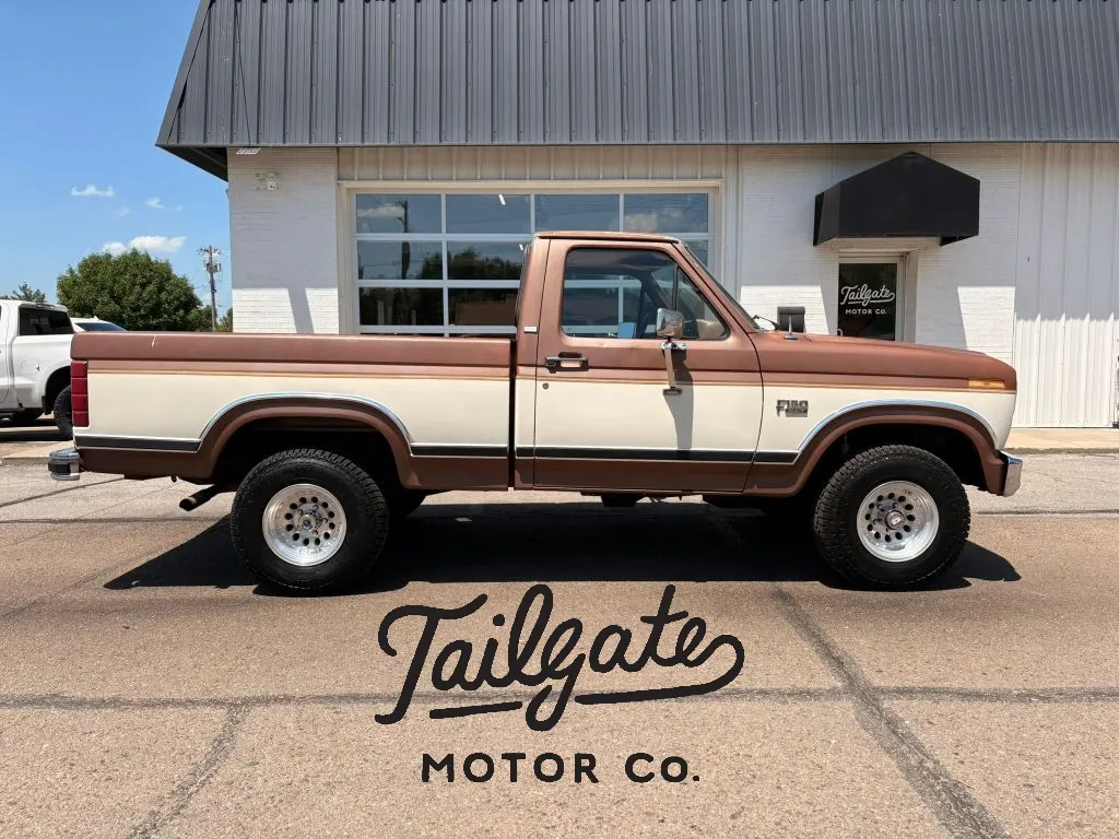 Brown 1986 Ford F-150 XL Reg Cab 4WD for sale in Fremont, NE
