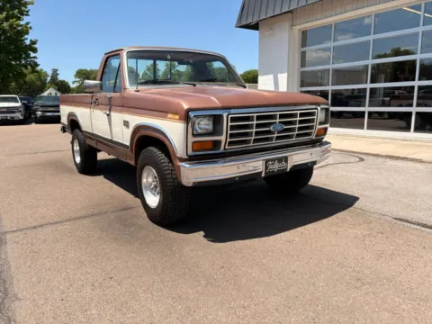Photos of 1986 Ford F-150 XL Reg Cab 4WD for sale in Fremont, NE at Tailgate Motor Co. (Fremont North)
