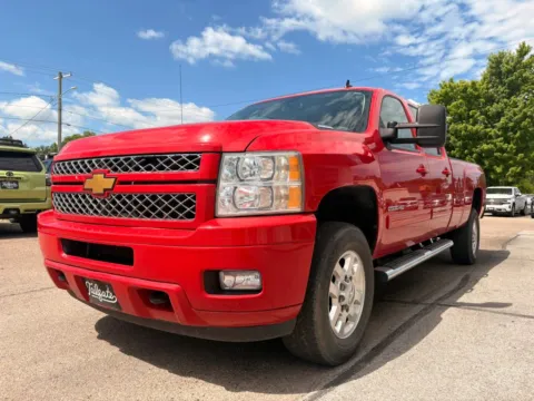 More photos of 2014 Chevrolet Silverado 2500 HD Crew Cab LT Pickup 4D 8 ft at Tailgate Motor Co. (Fremont North), NE