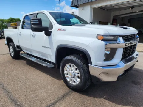 Photos of 2023 Chevrolet Silverado 2500 HD Crew Cab LT Pickup 4D 6 1/2 ft for sale in Fremont, NE at Tailgate Motor Co. (Fremont North)