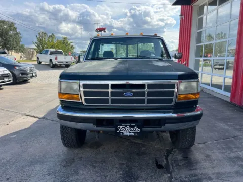 Another view of 1993 Ford F250 Regular Cab Long Bed for sale in Fremont, NE at Tailgate Motor Co. (Fremont North)