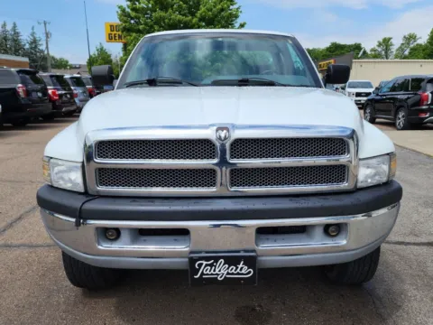 Another view of 1995 Dodge Ram 2500 Club Cab Long Bed for sale in Fremont, NE at Tailgate Motor Co. (Fremont North)