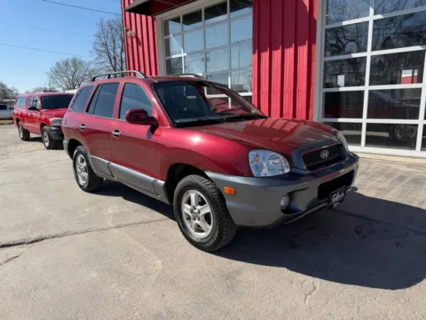 Photos of 2004 Hyundai Santa Fe LX Sport Utility 4D for sale in Fremont, NE at Tailgate Motor Co. (Fremont North)