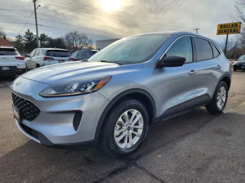 More photos of 2022 Ford Escape SE Hybrid Sport Utility 4D at Tailgate Motor Co. (Fremont North), NE