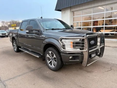 Photos of 2020 Ford F-150 SuperCrew Cab XL Pickup 4D 5 1/2 ft for sale in Fremont, NE at Tailgate Motor Co. (Fremont North)