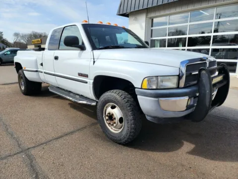 Photos of 1999 Dodge Ram 3500 Quad Cab Long Bed for sale in Fremont, NE at Tailgate Motor Co. (Fremont North)