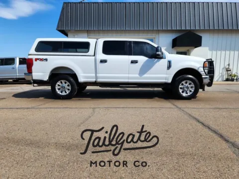 White 2021 Ford F250 Super Duty Crew Cab XLT Pickup 4D 6 3/4 ft for sale in Fremont, NE