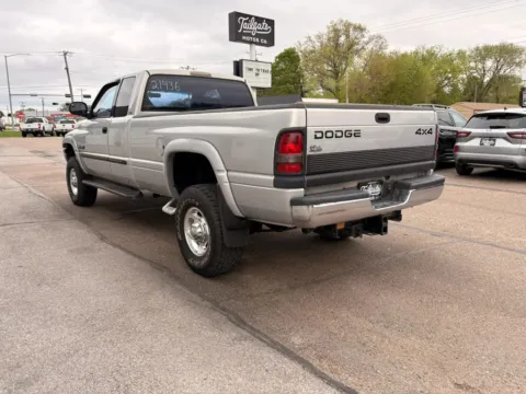 More photos of 2001 Dodge Ram 2500 Quad Cab Short Bed at Tailgate Motor Co. (Fremont North), NE