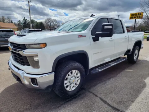 More photos of 2024 Chevrolet Silverado 2500 HD Crew Cab LT Pickup 4D 6 1/2 ft at Tailgate Motor Co. (Fremont North), NE
