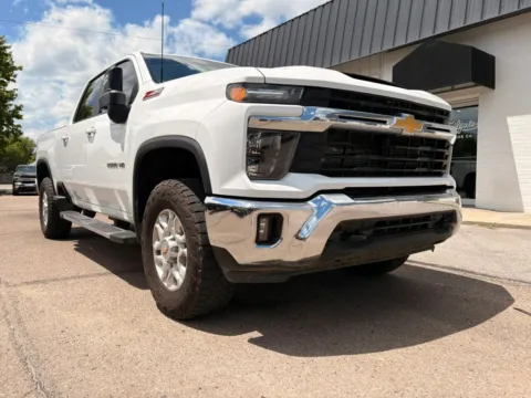 Photos of 2024 Chevrolet Silverado 2500 HD Crew Cab LT Pickup 4D 6 1/2 ft for sale in Fremont, NE at Tailgate Motor Co. (Fremont North)