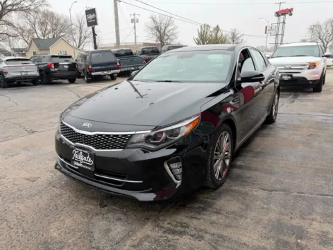 More photos of 2018 Kia Optima SX Turbo Sedan 4D at Tailgate Motor Co. (Fremont North), NE