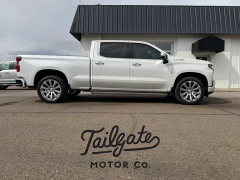 White 2020 Chevrolet Silverado 1500 Crew Cab High Country Pickup 4D 6 1/2 ft for sale in Fremont, NE