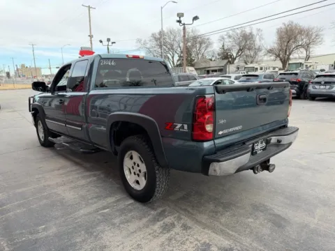More photos of 2006 Chevrolet Silverado 1500 Extended Cab LT Pickup 4D 6 1/2 ft at Tailgate Motor Co. (Fremont North), NE