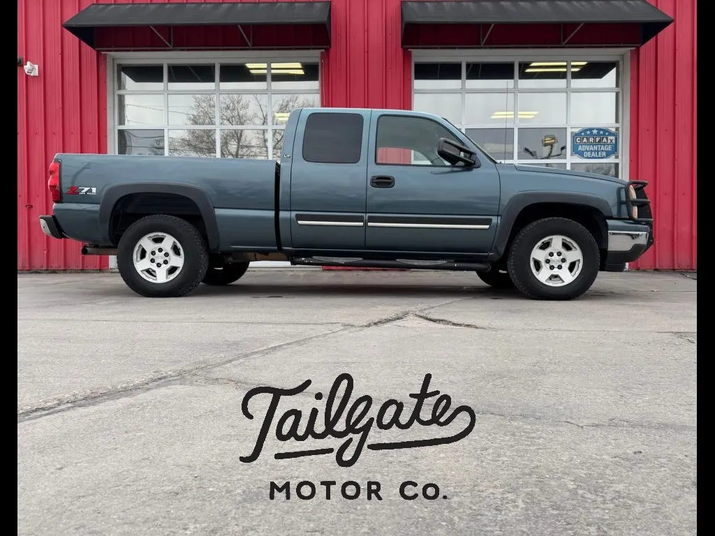 Blue 2006 Chevrolet Silverado 1500 Extended Cab LT Pickup 4D 6 1/2 ft for sale in Fremont, NE