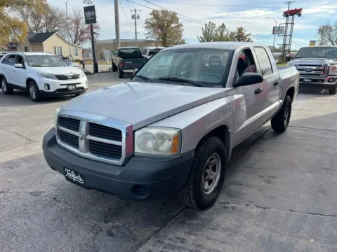 More photos of 2005 Dodge Dakota Quad Cab ST Pickup 4D 5 1/2 ft at Tailgate Motor Co. (Fremont North), NE
