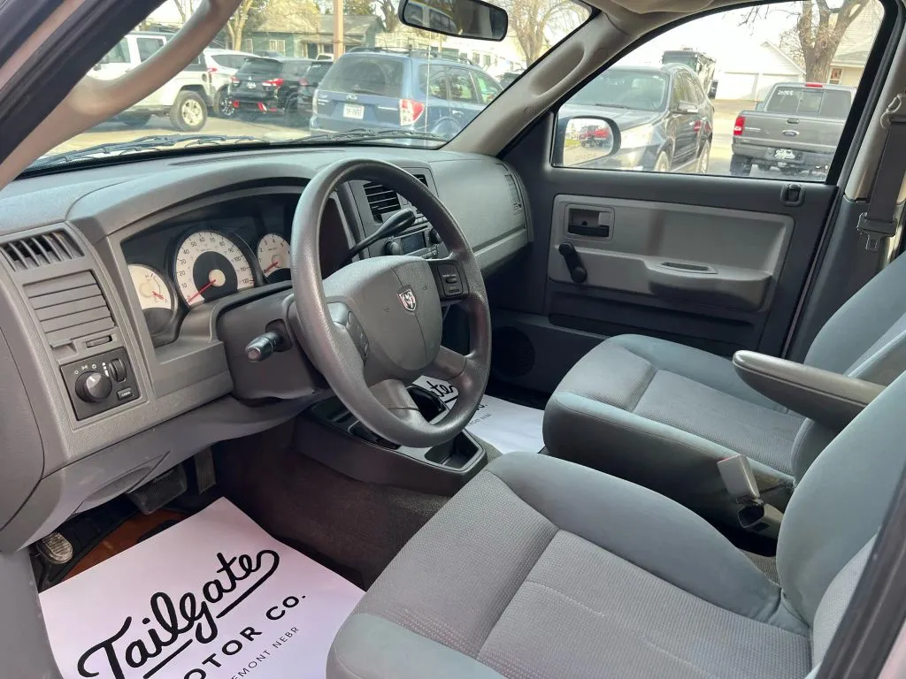 2005 Dodge Dakota ST - Photo 10