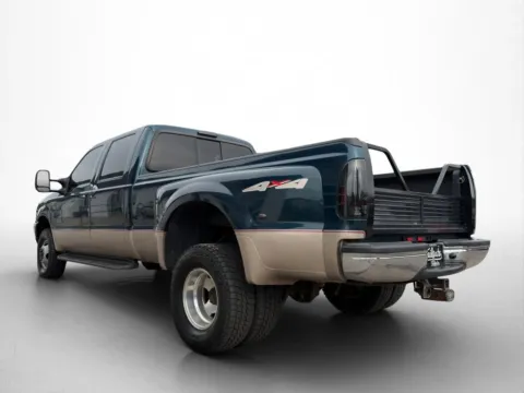 Another view of 1999 Ford F350 Super Duty Crew Cab Long Bed for sale in Fremont, NE at Tailgate Motor Co. (Fremont North)