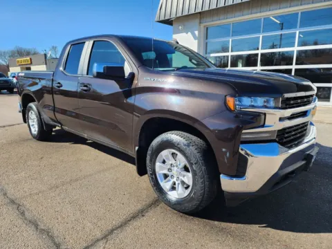 Photos of 2019 Chevrolet Silverado 1500 Double Cab LT Pickup 4D 6 1/2 ft for sale in Fremont, NE at Tailgate Motor Co. (Fremont North)