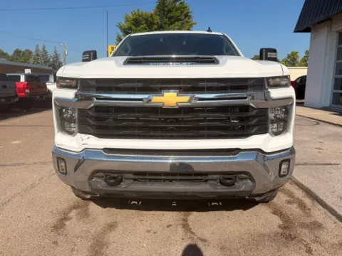 Another view of 2024 Chevrolet Silverado 2500 HD Crew Cab LT Pickup 4D 6 1/2 ft for sale in Fremont, NE at Tailgate Motor Co. (Fremont North)