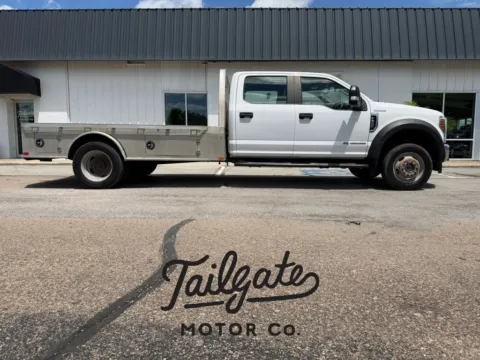 White 2019 Ford F450 Super Duty Crew Cab & Chassis XL Cab & Chassis 4D for sale in Fremont, NE