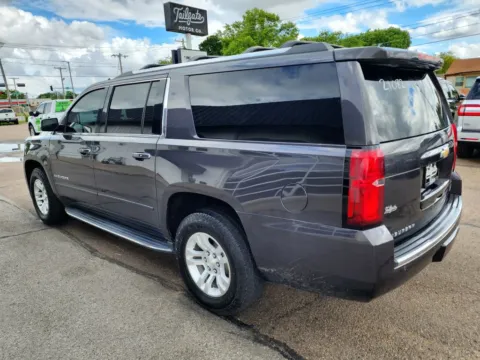 More photos of 2018 Chevrolet Suburban Premier Sport Utility 4D at Tailgate Motor Co. (Fremont North), NE