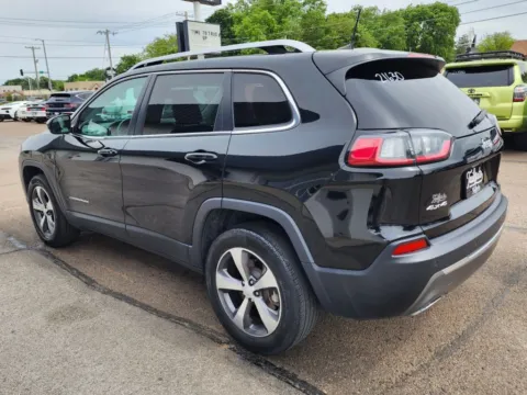 More photos of 2020 Jeep Cherokee Limited Sport Utility 4D at Tailgate Motor Co. (Fremont North), NE
