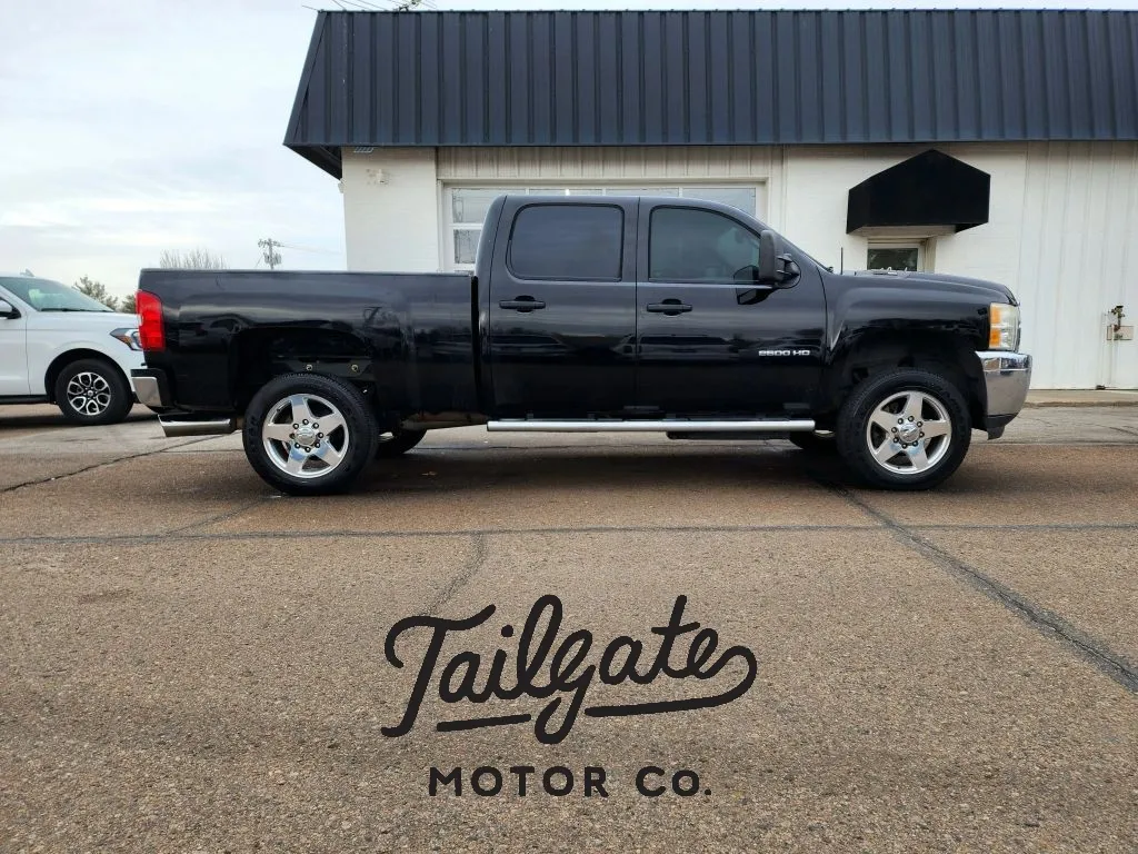 Black 2013 Chevrolet Silverado 2500 HD Crew Cab LT Pickup 4D 6 1/2 ft for sale in Fremont, NE