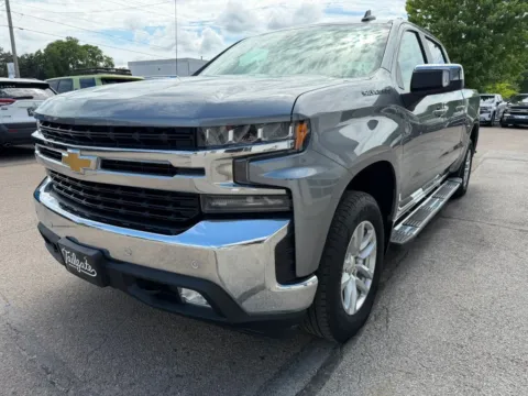 More photos of 2021 Chevrolet Silverado 1500 Crew Cab LT Pickup 4D 5 3/4 ft at Tailgate Motor Co. (Fremont North), NE