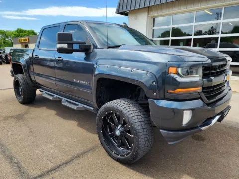 Photos of 2017 Chevrolet Silverado 1500 Crew Cab Z71 LT Pickup 4D 5 3/4 ft for sale in Fremont, NE at Tailgate Motor Co. (Fremont North)