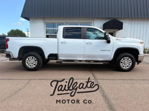 White 2023 Chevrolet Silverado 2500 HD Crew Cab LT Pickup 4D 6 1/2 ft for sale in Fremont, NE