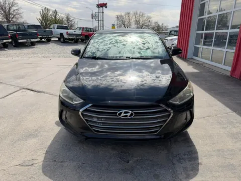 Another view of 2018 Hyundai Elantra Limited Sedan 4D for sale in Fremont, NE at Tailgate Motor Co. (Fremont North)