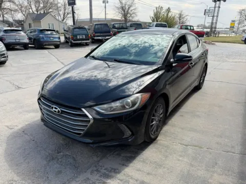 More photos of 2018 Hyundai Elantra Limited Sedan 4D at Tailgate Motor Co. (Fremont North), NE