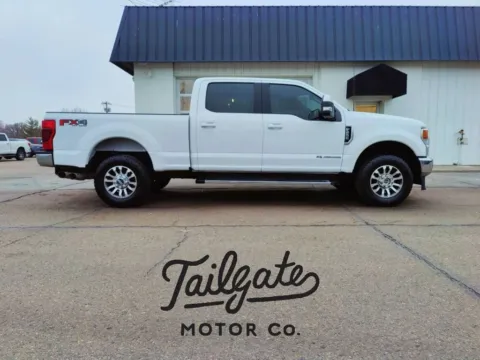 White 2022 Ford F250 Super Duty Crew Cab Lariat Pickup 4D 6 3/4 ft for sale in Fremont, NE