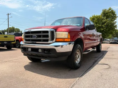 More photos of 2001 Ford F350 Super Duty Crew Cab Short Bed at Tailgate Motor Co. (Fremont North), NE