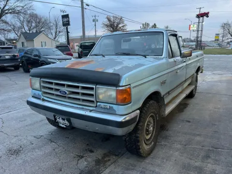 More photos of 1987 Ford F250 XLT Lariat Reg Cab 4WD at Tailgate Motor Co. (Fremont North), NE