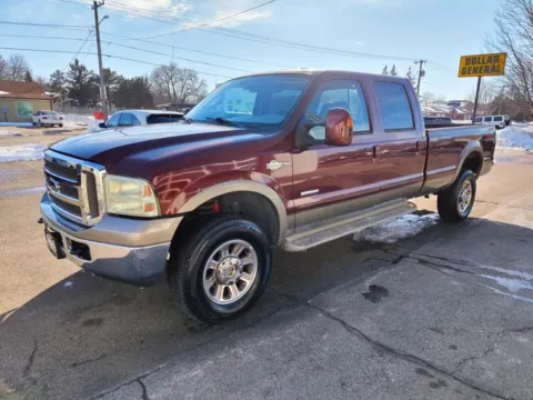 More photos of 2005 Ford F350 Super Duty Crew Cab Lariat Pickup 4D 8 ft at Tailgate Motor Co. (Fremont North), NE