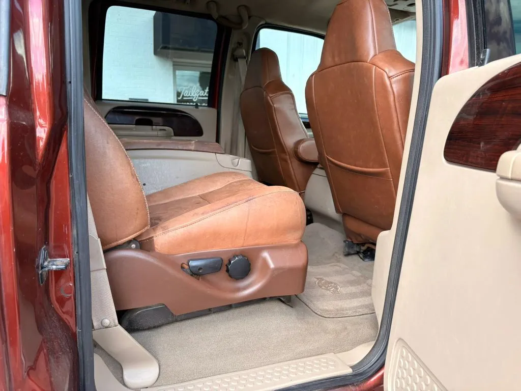 2005 Ford F-350 Super Duty Lariat - Photo 10
