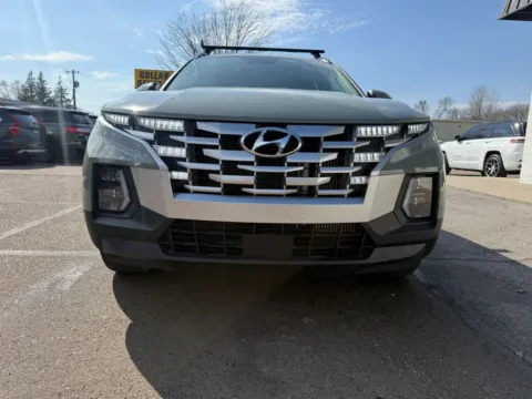 Another view of 2023 Hyundai Santa Cruz SEL Premium Pickup 4D 4 ft for sale in Fremont, NE at Tailgate Motor Co. (Fremont North)
