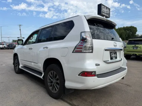 More photos of 2017 Lexus GX 460 Sport Utility 4D at Tailgate Motor Co. (Fremont North), NE