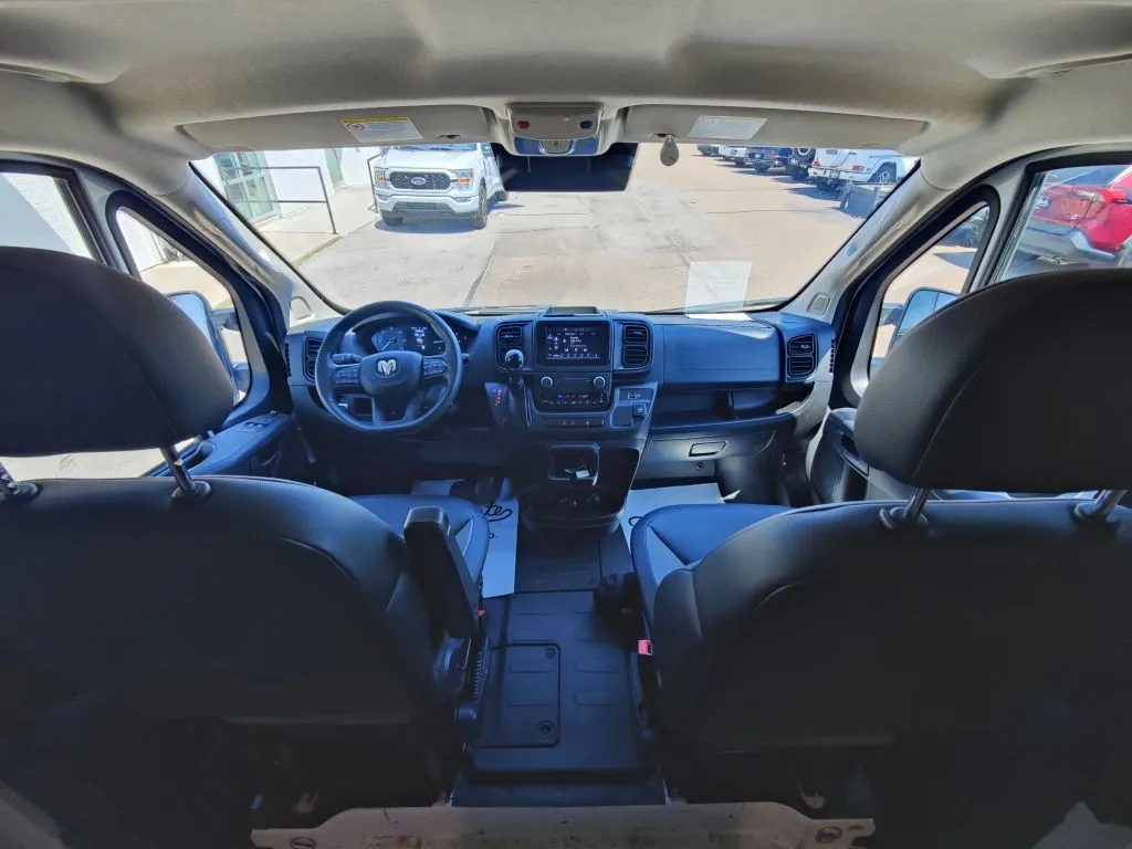 Ram Cargo Van photo 17