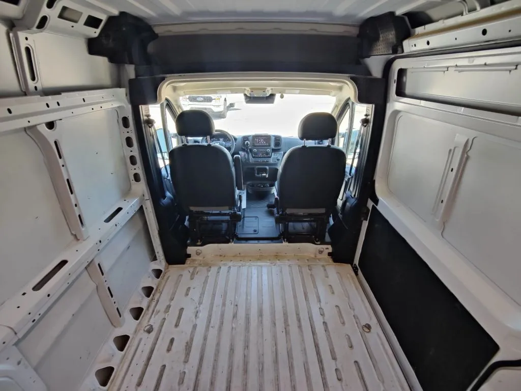 Ram Cargo Van photo 16