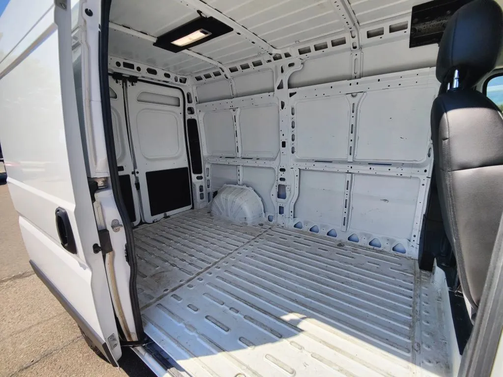 Ram Cargo Van photo 14